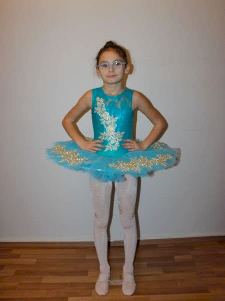 AYCE KOSTÜM - SARI İŞLEMELİ MAVİ DİK TÜTÜ - T34